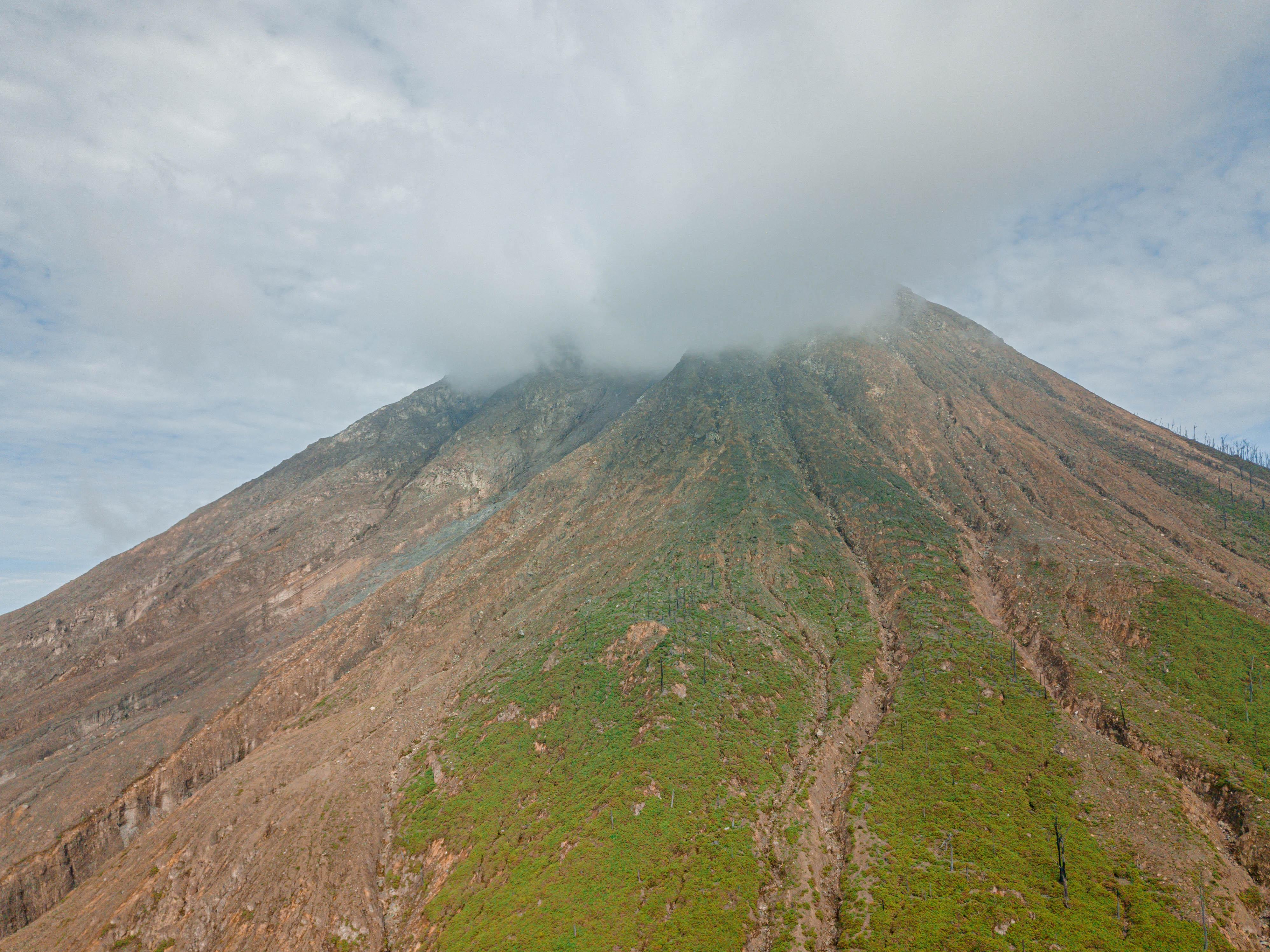 Soufriere Volcano Mud Baths & Adventure Tour
